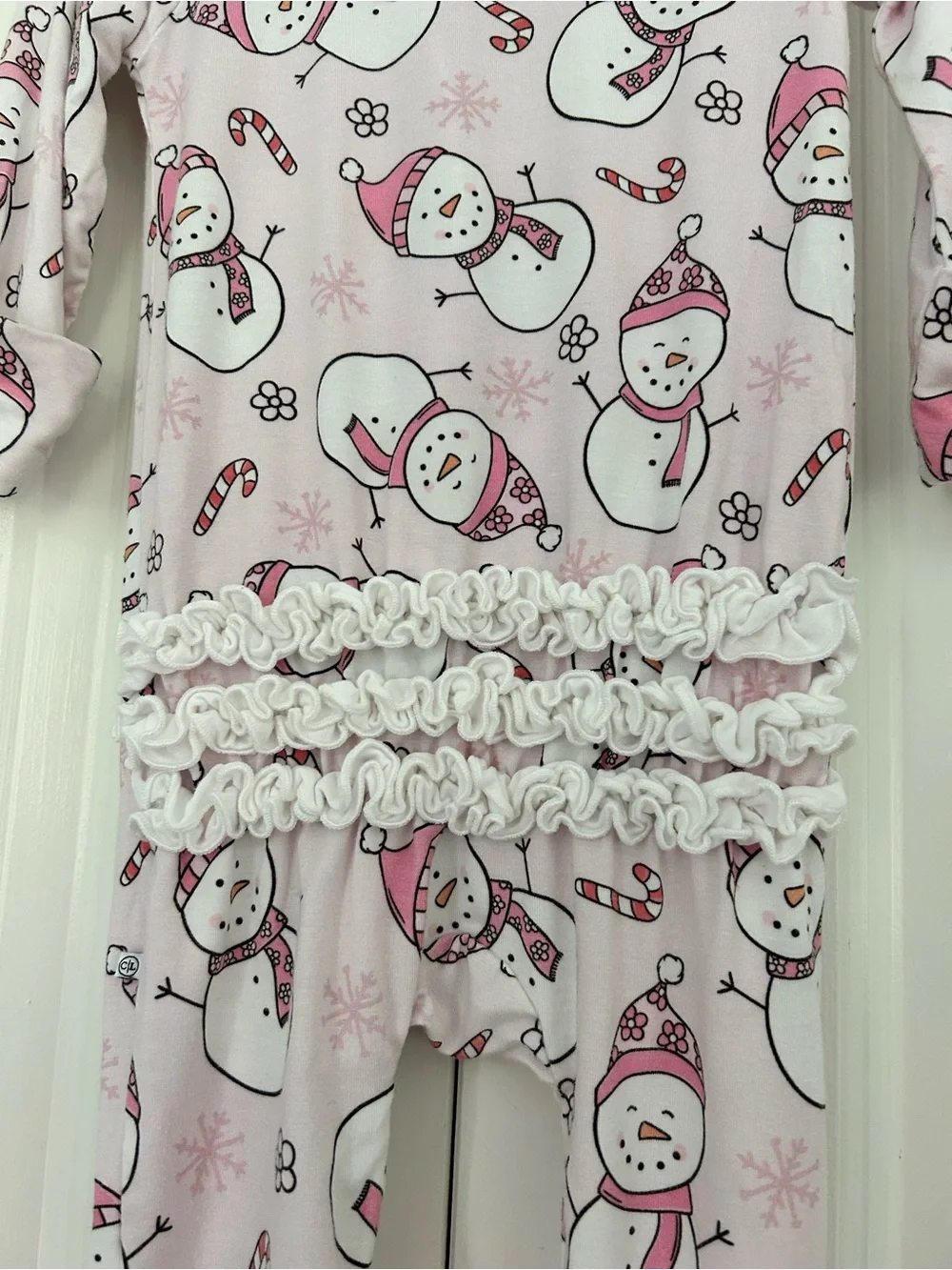 Caden Lane pink snowman bamboo ruffled footed zipper romper one piece 3-6 months